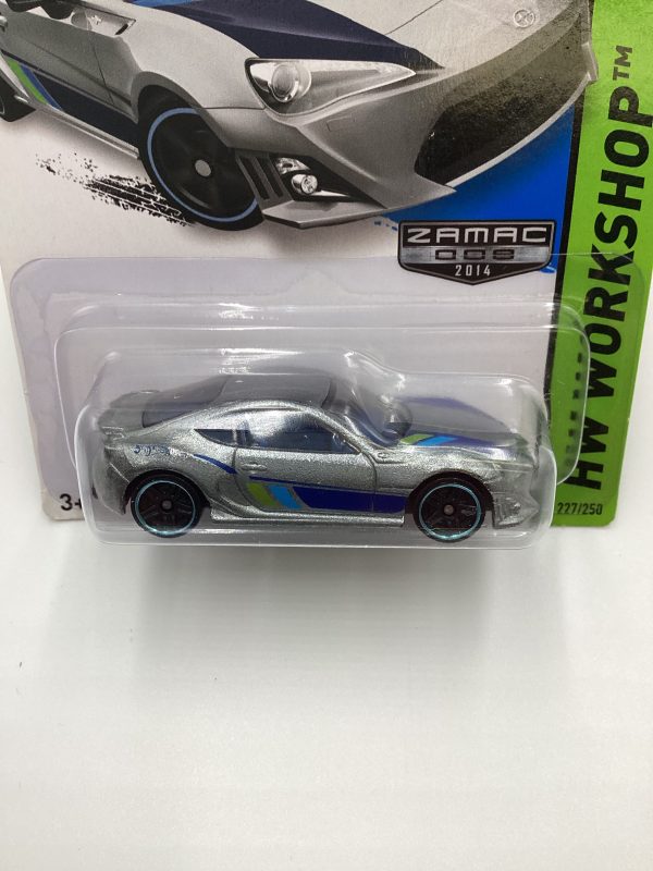 2014 Hot Wheels Zamac 008 #227 Scion FR-S 143B Online