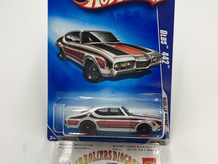 2009 Hot Wheels #082 Olds 442 White Black Red Discount