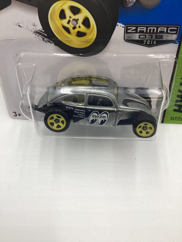 2014 Hot Wheels Zamac 016 #247 Custom Volkswagen Beetle Mooneyes with protector SR Sale