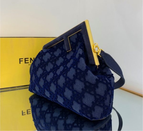 Fendi 2022 new woman handbag Cheap