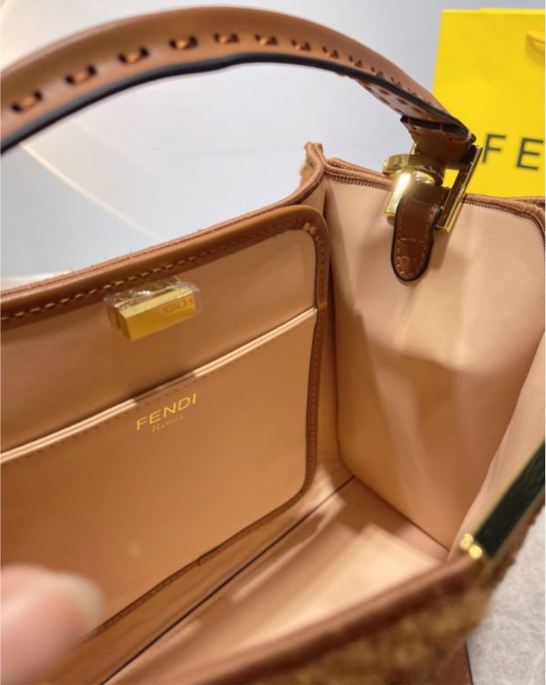 Brown New Fendi woman handbag For Sale